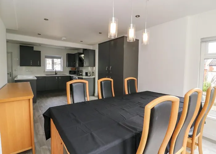 Holiday home Inglenook